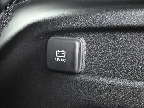 New 2025 Jeep Grand Cherokee L Altitude RWD image 25