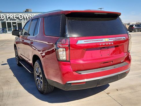 Used 2021 Chevrolet Tahoe LT w/ LT Signature Package image 3