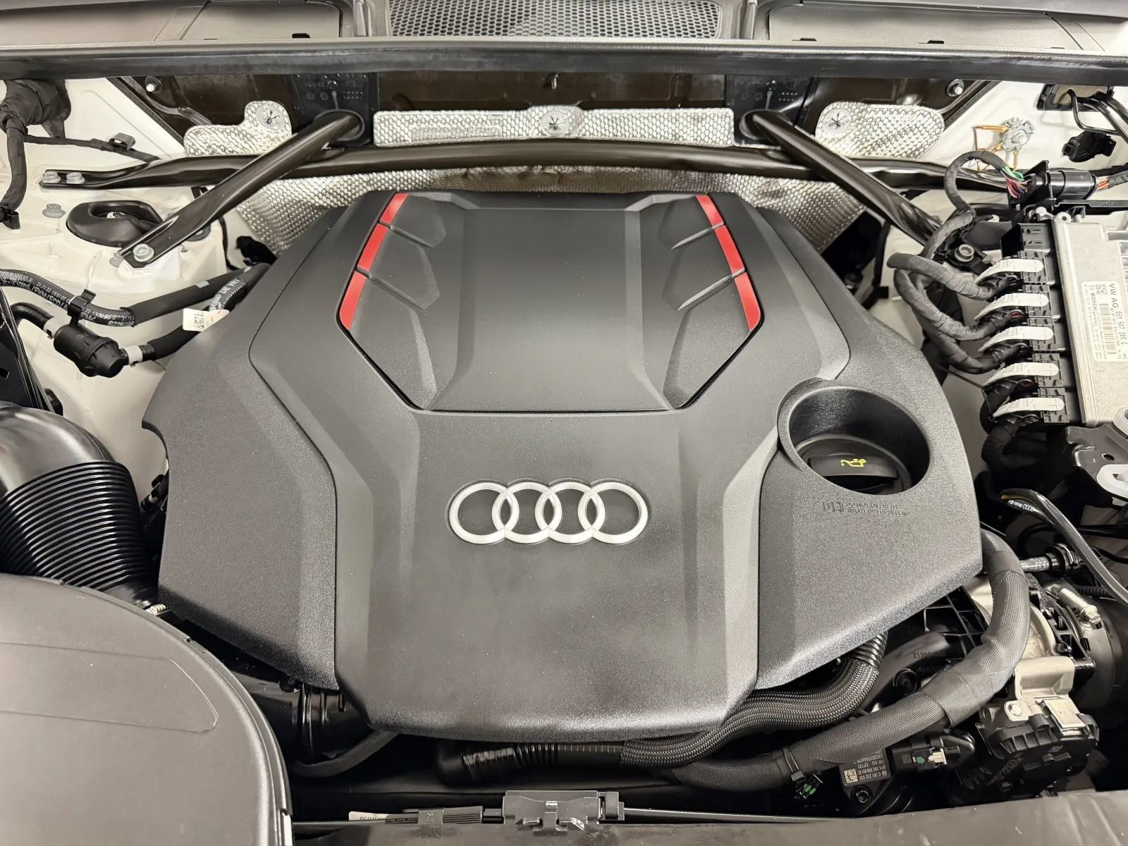 Used 2023 Audi SQ5 Premium Plus w/ Premium Plus Package AWD/4WD image 9