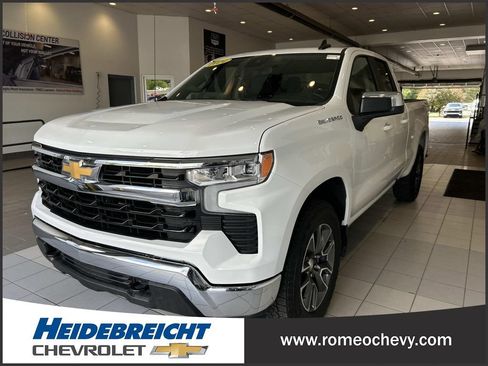 Used 2024 Chevrolet Silverado 1500 LT AWD/4WD image 6