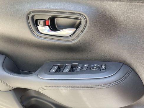 New 2026 Honda HR-V LX image 29