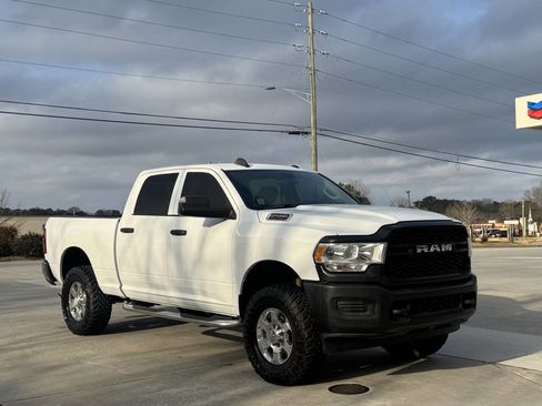 Used 2019 RAM 2500 Tradesman image 3