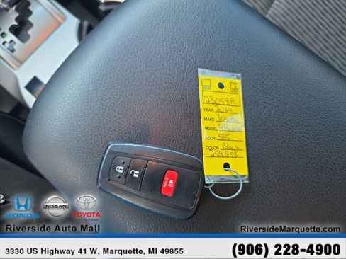 Used 2024 Toyota 4Runner SR5 AWD/4WD image 27