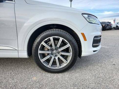 Used 2017 Audi Q7 3.0T Premium Plus w/ Premium Plus Package image 31