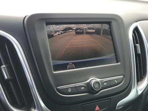 Used 2020 Chevrolet Equinox LT FWD image 15