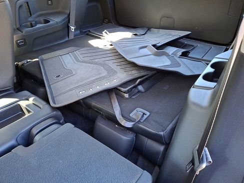 Used 2025 Honda Pilot EX-L image 12