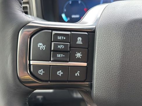 Used 2026 Ford F250 Platinum AWD/4WD image 21