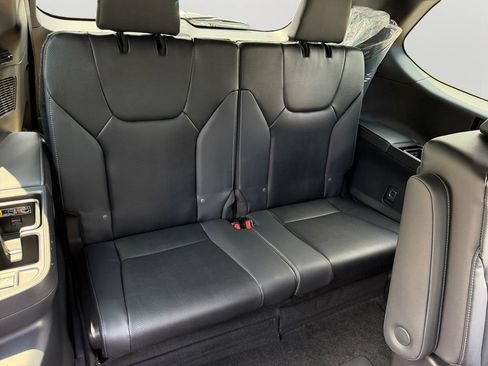New 2026 Lexus TX 500h AWD image 7