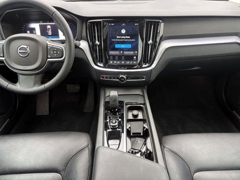 Used 2025 Volvo S60 B5 Core image 28
