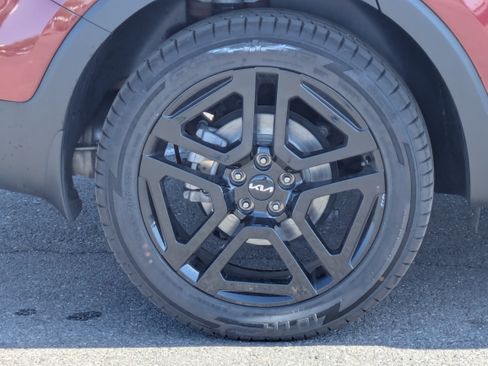 Certified 2024 Kia Telluride EX X-Line AWD/4WD image 12