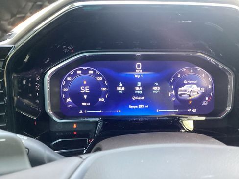 New 2026 Chevrolet Silverado 1500 LTZ w/ LTZ Premium Package AWD/4WD image 26
