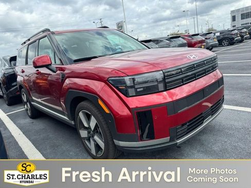 Used 2025 Hyundai Santa Fe Limited image 1