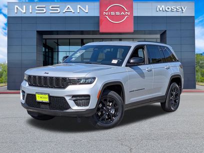 Used 2024 Jeep Grand Cherokee Altitude