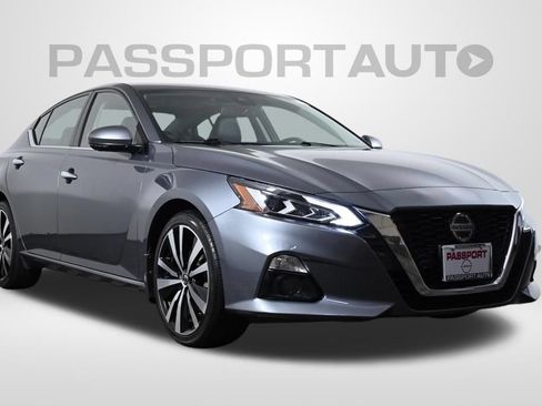 Used 2019 Nissan Altima 2.5 Platinum AWD/4WD image 4