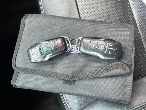 Used 2016 Ford Explorer Limited AWD/4WD image 36