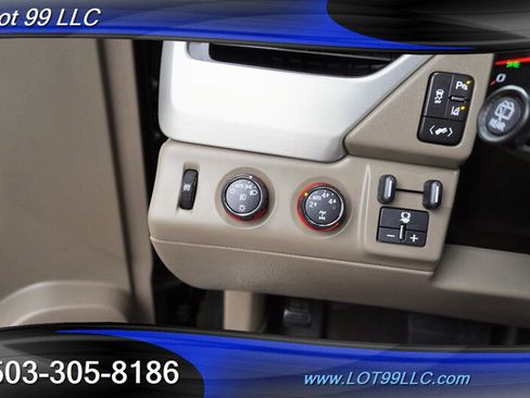 Used 2015 GMC Yukon SLT w/ Open Road Package AWD/4WD image 26