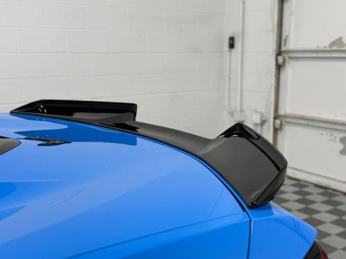 Used 2024 Chevrolet Corvette Z06 RWD image 11