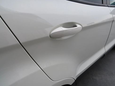 Used 2020 Ford EcoSport SE w/ SE Convenience Package image 34