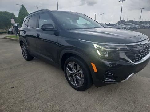 Certified 2024 Kia Seltos S FWD image 1