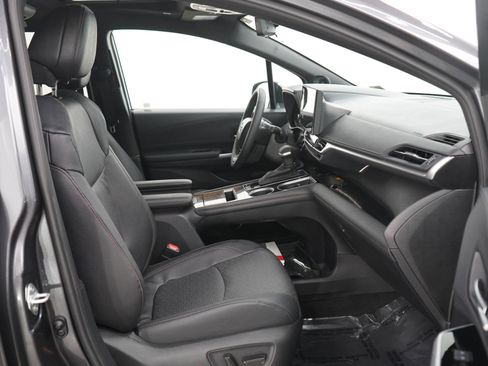 Used 2025 Toyota Sienna Limited AWD/4WD image 11