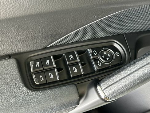 Certified 2016 Porsche Cayenne S AWD/4WD image 13