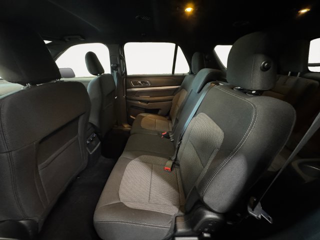 Used 2019 Ford Explorer XLT AWD/4WD image 21