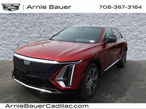 New 2025 Cadillac Lyriq Luxury image 11