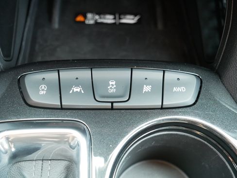 Used 2023 Chevrolet TrailBlazer ACTIV w/ Sun and Liftgate Package AWD/4WD image 31