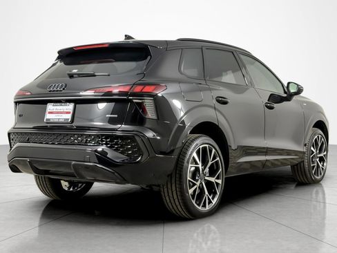 New 2026 Audi Q3 quattro 2.0T AWD/4WD image 6