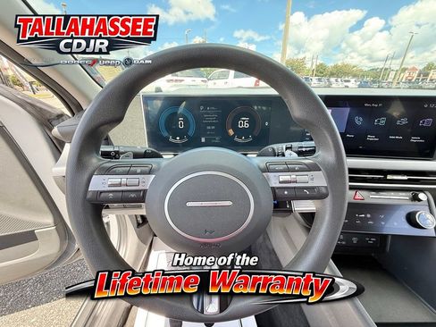 Used 2024 Hyundai Sonata SEL FWD image 14