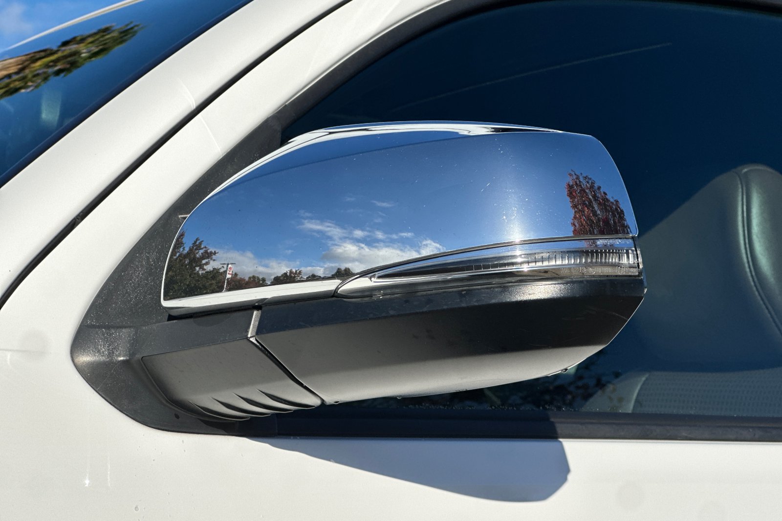 Used 2016 Toyota Tacoma Limited w/ Towing Package RWD image 52