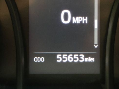 Used 2018 Toyota Camry LE image 20