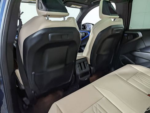 Used 2025 BMW X3 M50 w/ Premium Package image 43