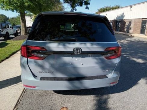 Used 2023 Honda Odyssey Sport image 11