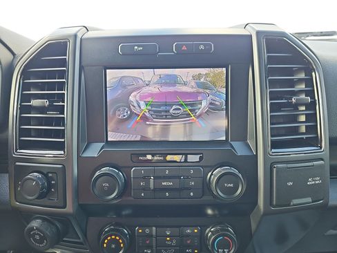 Used 2019 Ford F150 XLT w/ Equipment Group 302A Luxury AWD/4WD image 19