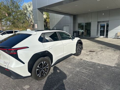 Used 2024 Toyota bZ4X XLE w/ Weather Package image 11