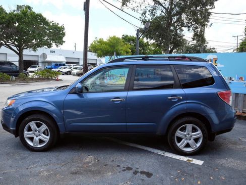 Used 2010 Subaru Forester 2.5X Limited AWD/4WD image 8