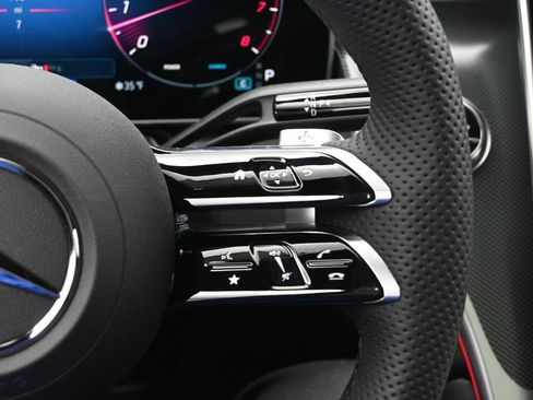 New 2026 Mercedes-Benz GLC 300 4MATIC image 10