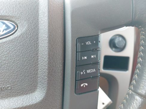 Used 2012 Ford F150 Lariat w/ Lariat Chrome Pkg AWD/4WD image 17