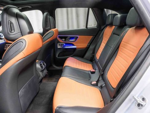 Used 2023 Mercedes-Benz GLC 300 image 17