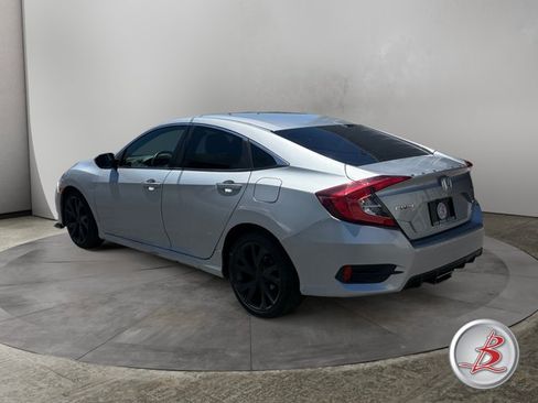 Used 2020 Honda Civic Sport image 3