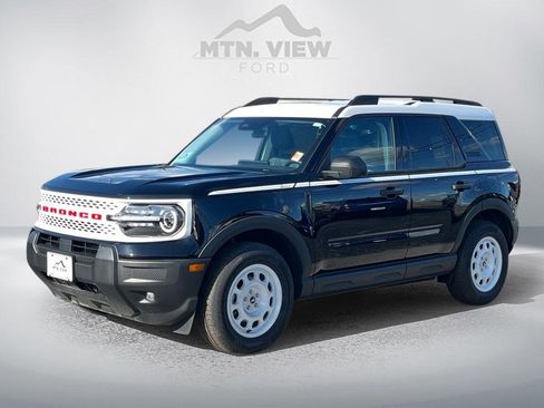 New 2025 Ford Bronco Sport Heritage w/ Convenience Package image 9