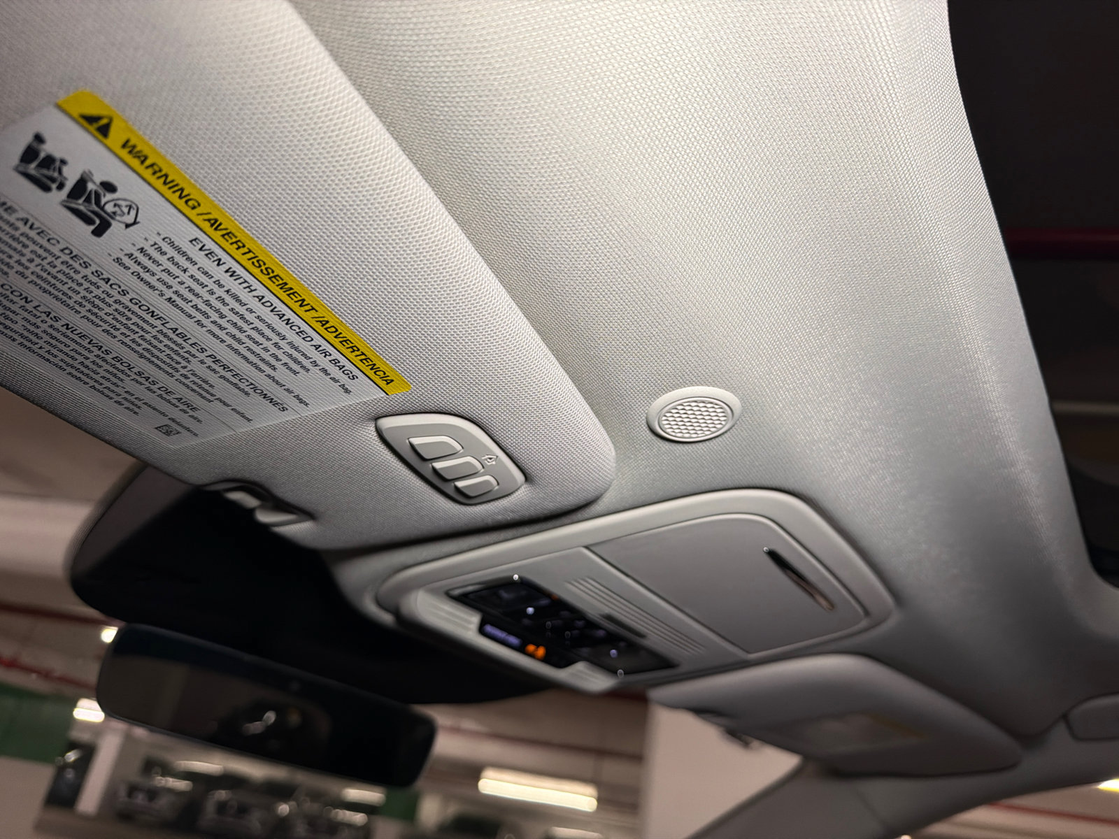 New 2026 Lincoln Aviator AWD w/ Jet Appearance Package image 33