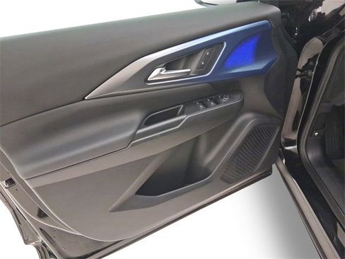 Used 2025 Chevrolet Equinox EV LT w/ Convenience Package image 13