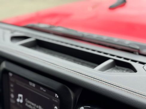 Used 2021 Jeep Wrangler Unlimited Rubicon image 38