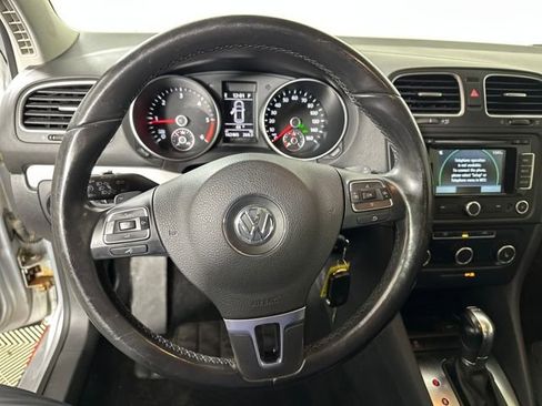 Used 2014 Volkswagen Golf TDI image 14