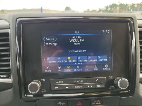 Used 2023 Nissan Frontier SV w/ SV Convenience Package image 18