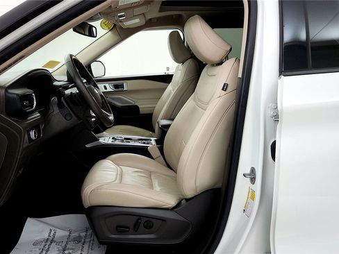 Used 2021 Ford Explorer Platinum w/ Equipment Group 601A image 27