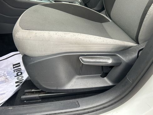 Used 2024 Volkswagen Taos S image 13