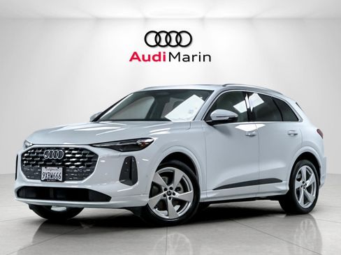 Used 2025 Audi Q5 Prestige AWD/4WD image 1